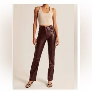 NWT Abercrombie and Fitch Vegan Leather 90s Relaxed Pant Black Size 28/6